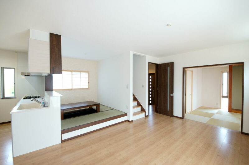 Ｎ様邸　洋室だけでなく畳の上で暮らす　洋+和モダン邸宅