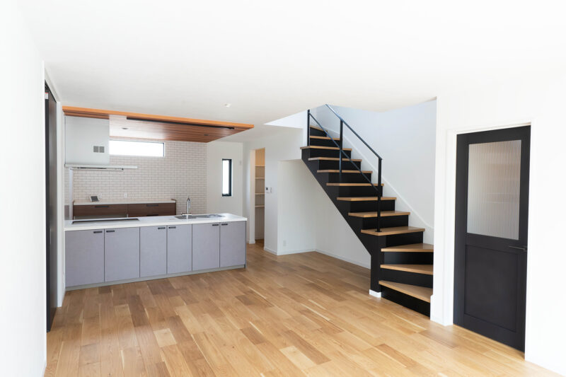 Ｈ様邸　家事がシンプルになる動線設計。木の温もりと洗練が調和する住まい