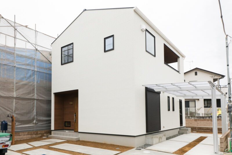 Ｍ様邸　家型外観のスタイリッシュな邸宅