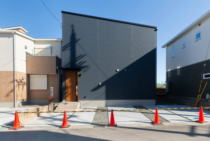 O様邸　光が降り注ぐ吹抜リビングと家事ラクを叶えた住まい